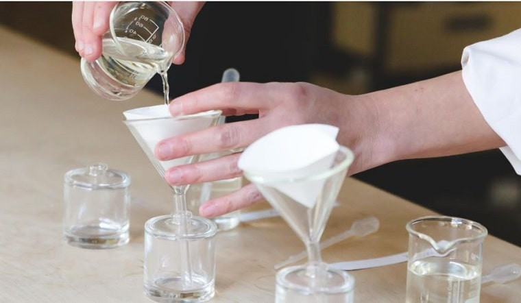 تفاوت عطر زنانه و مردان