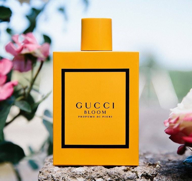 طراحی گرم بطری گوچی بلوم