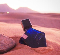 بررسی ادکلن اندی تاور 02 له ایر دو دسرت ماروکین