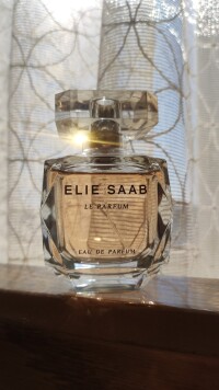 Elie saab le parfum