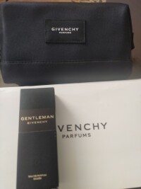 جیوانچی جنتلمن