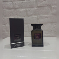 تام فورد عود وود 