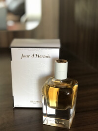 توی بی نظیر