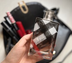 Burberry Brit 