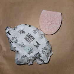LUSH - FRESH HANDMADE COSMETICS