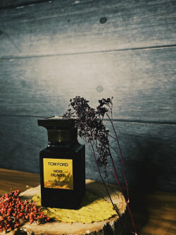 Tom ford, noir de noir