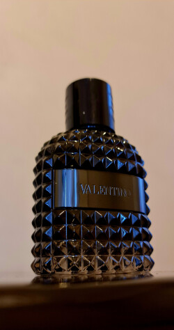 Valentino uomo intense outlet edt