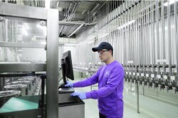 صنعت عطرسازی و طعم‌ سازی (Flavors & Fragrances )