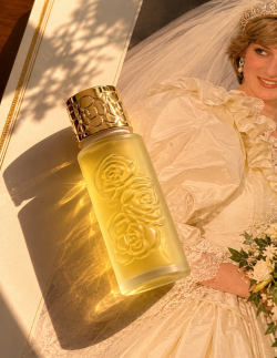 عطر کولکز فلورز از هوبیگانت - عطر روز عروسی پرنسس دایانا