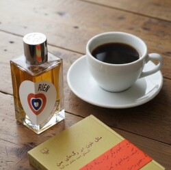 هیچ همه‌چیز است