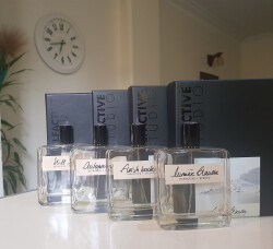یک عطر یک فریم