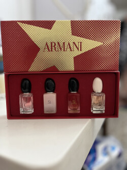 Giorgio Armani si collection