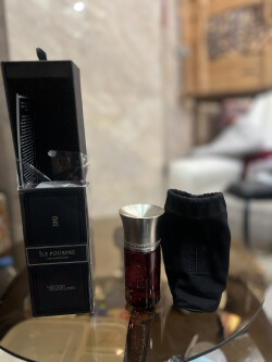 Les LIQUIDES IMAGINAIRES - L’Ile Pourpre له لیکویید ایمجینر للی پوپغ