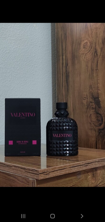 Valentino Uomo Born In Roma Extradooz
