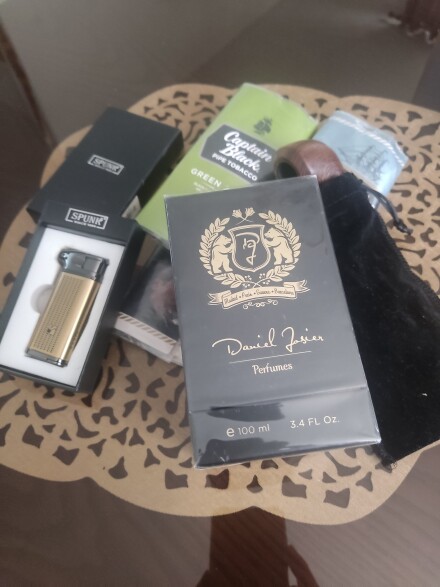 دنیل خوزیر آمبر تاباک