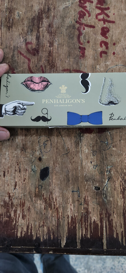 دیسکاوری ست برند محبوب پنهالیگونز