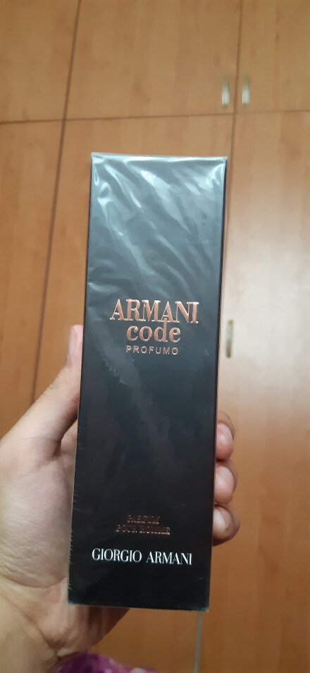 آرمانی کدپرفومو