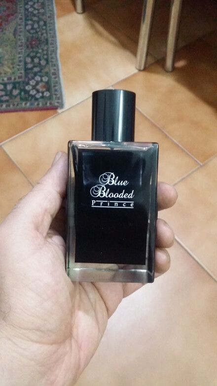 بلو بلادد پرینس خنک ولی چهار فصل