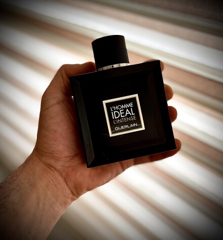 ...IF YOU DON'T KNOW WHAT COLOR TO TAKE, TAKE BLACK