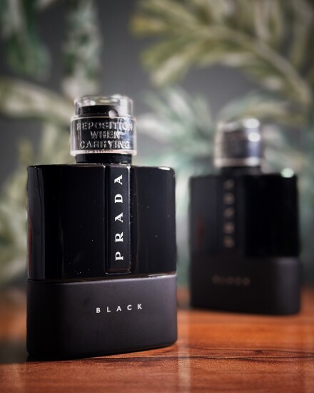 PRADA - Luna Rossa Black