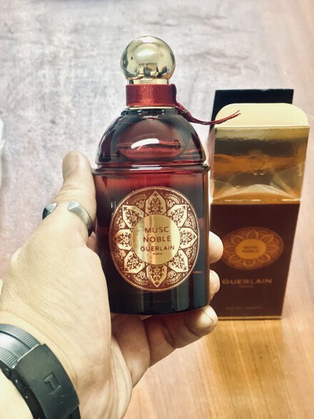 گرلن ماسک نوبل 