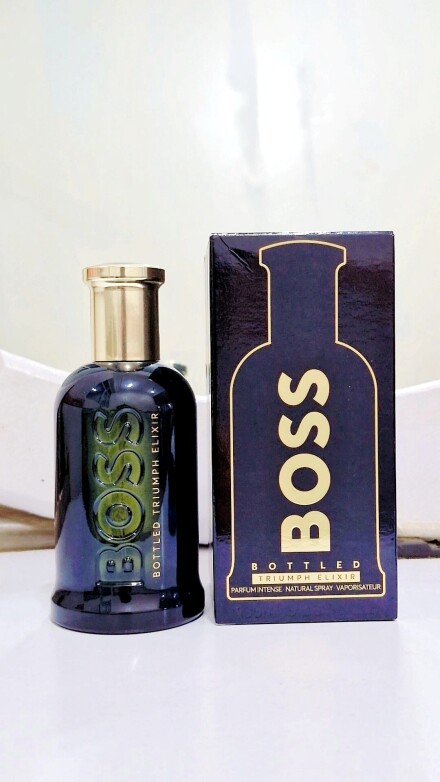 𝑩𝒐𝒔𝒔 𝑩𝒐𝒕𝒕𝒍𝒆𝒅 𝑻𝒓𝒊𝒖𝒎𝒑𝒉 𝑬𝒍𝒊𝒙𝒊𝒓 𝑯𝒖𝒈𝒐 💙💚💙