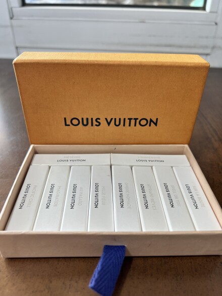 LOUIS VUITTON