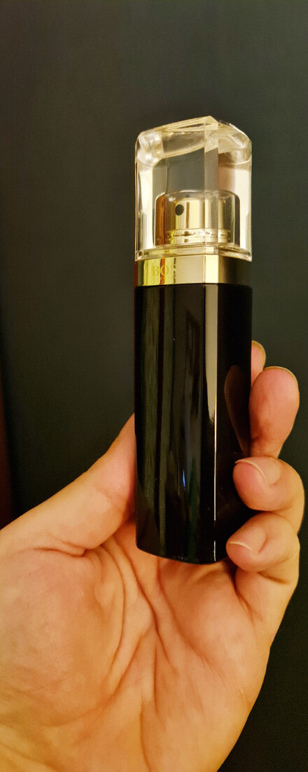 هوگو باس نویت