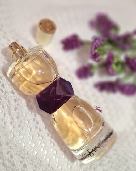عشق به عطر و عکّاسی