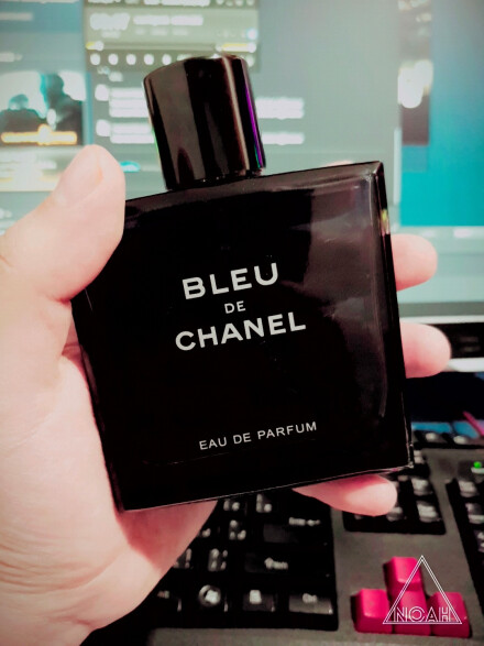 🌊 𝐁𝐋𝐄𝐔 𝐃𝐄 𝐂𝐇𝐀𝐍𝐄𝐋 , 𝐄𝐃𝐏 