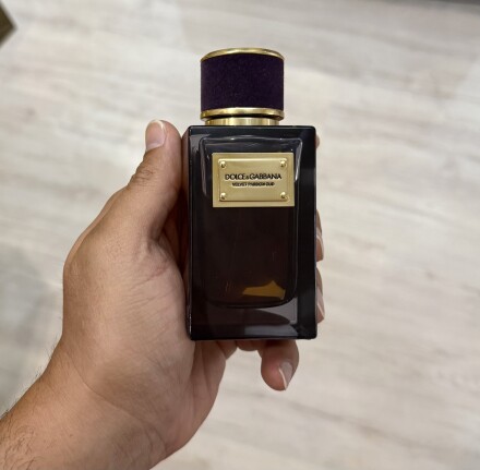 Dolce Gabbana Velvet Passion Oud