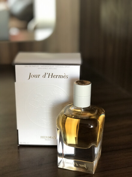 توی بی نظیر