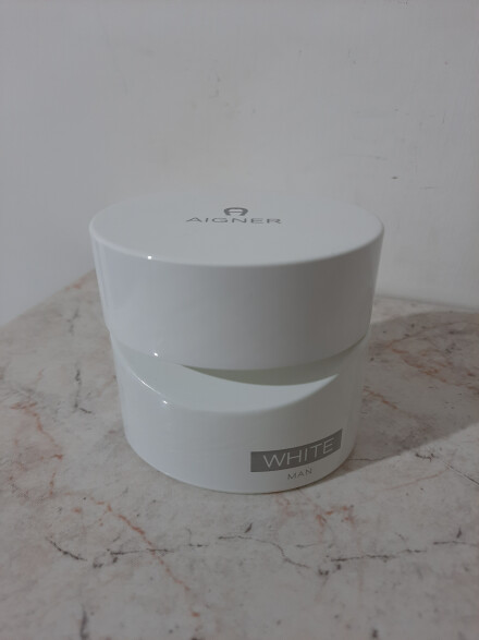 اگنر وایت مردانه لطیف و ملایم