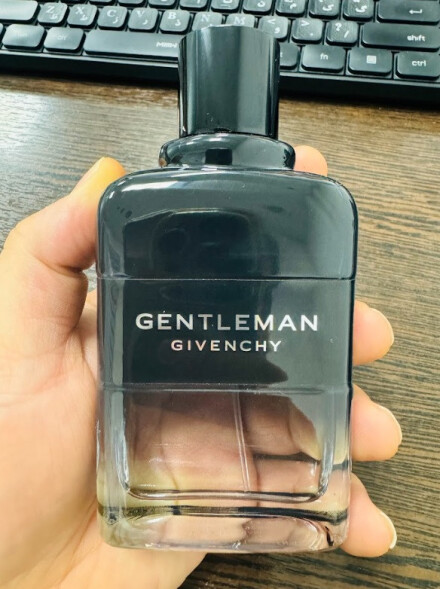 جیونچی جنتلمن ادوتویلت اینتنس