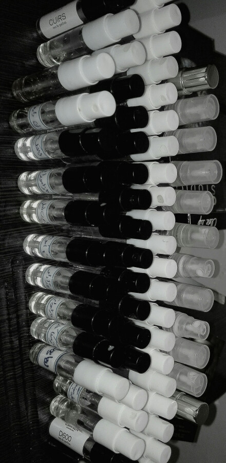 تست عطر + ترکیب اسکلت بندی اکورد پودری 