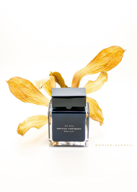 خزان می روید از عطرم!