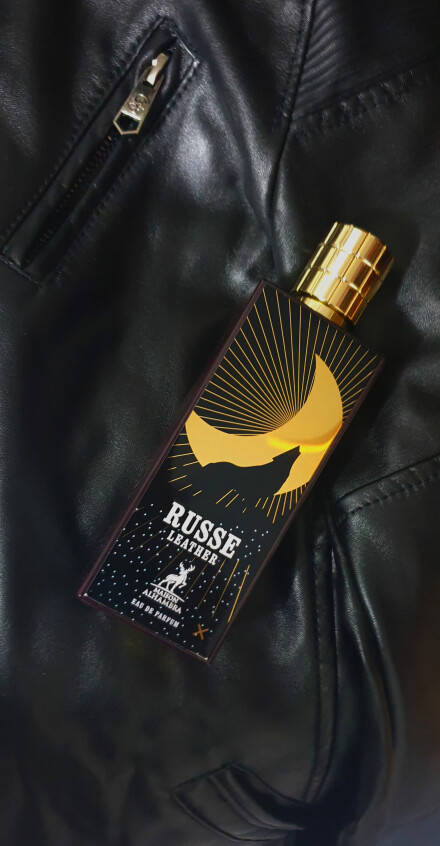مشابه بوی ممو پاریس روسین لدر