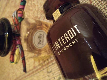 خواهران غریب