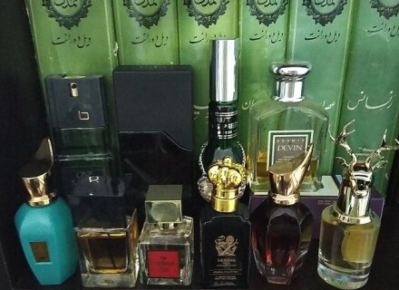 بخشی از بیماری «اسانس‌بازی» بنده ! 