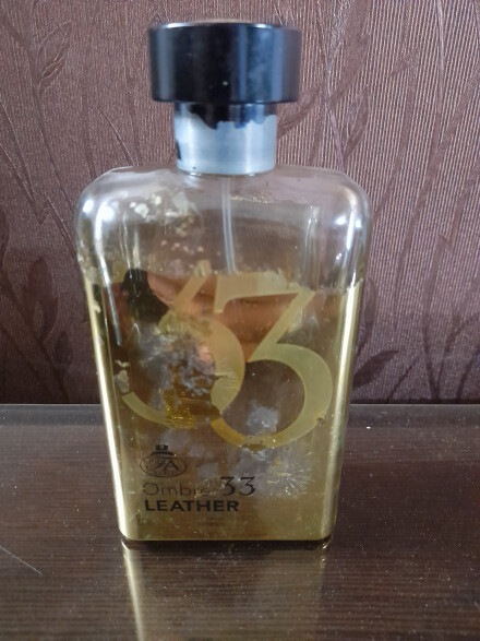 عطر لدر ۳۳ از اف ای پاریس .این عطر مشابه بسیار خوبی از امبر لدر هست