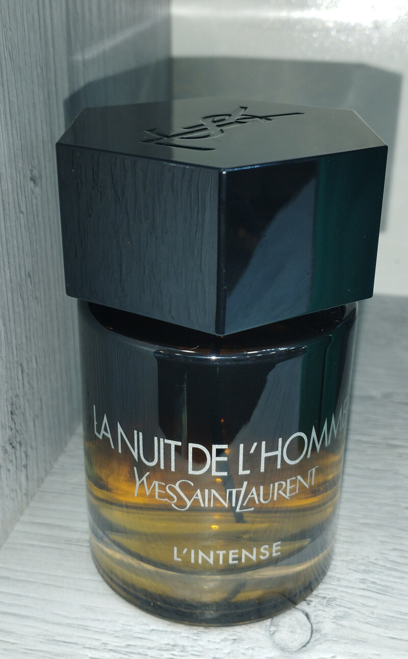 پر پروانه.....