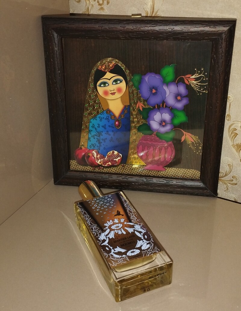 پرندهی پاریس....