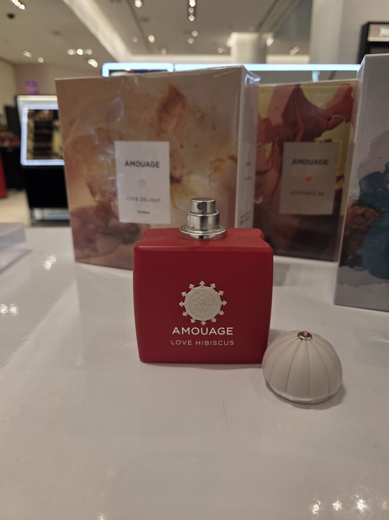 Love Hibiscus amouage