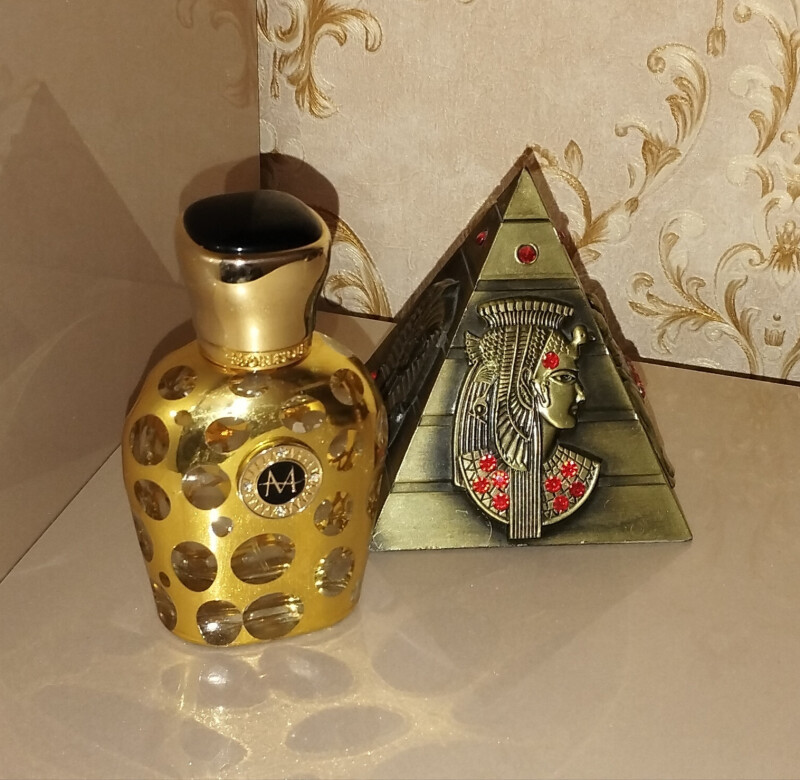 ماه معشوق....