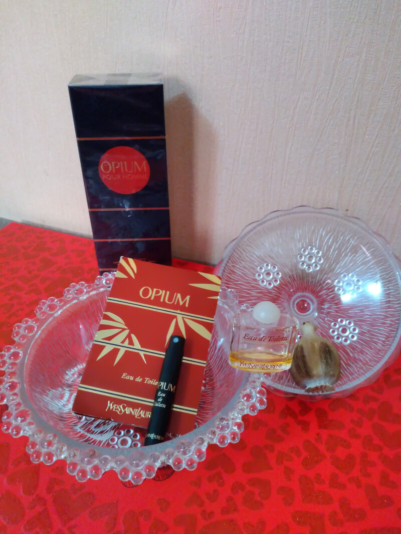 OPIUM  YVES SAINT LAURENT  اوپیوم ایو سن لورن