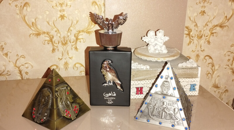 شاهین شارپ.....