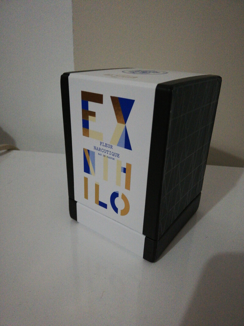 فلور نارکوتیک 