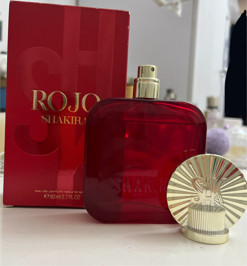 عطر جدید شکیرا به نام rojo❤️