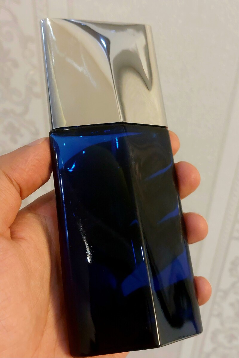 خاطره مثلِ یه پیچک می پیچه رو تن خستم