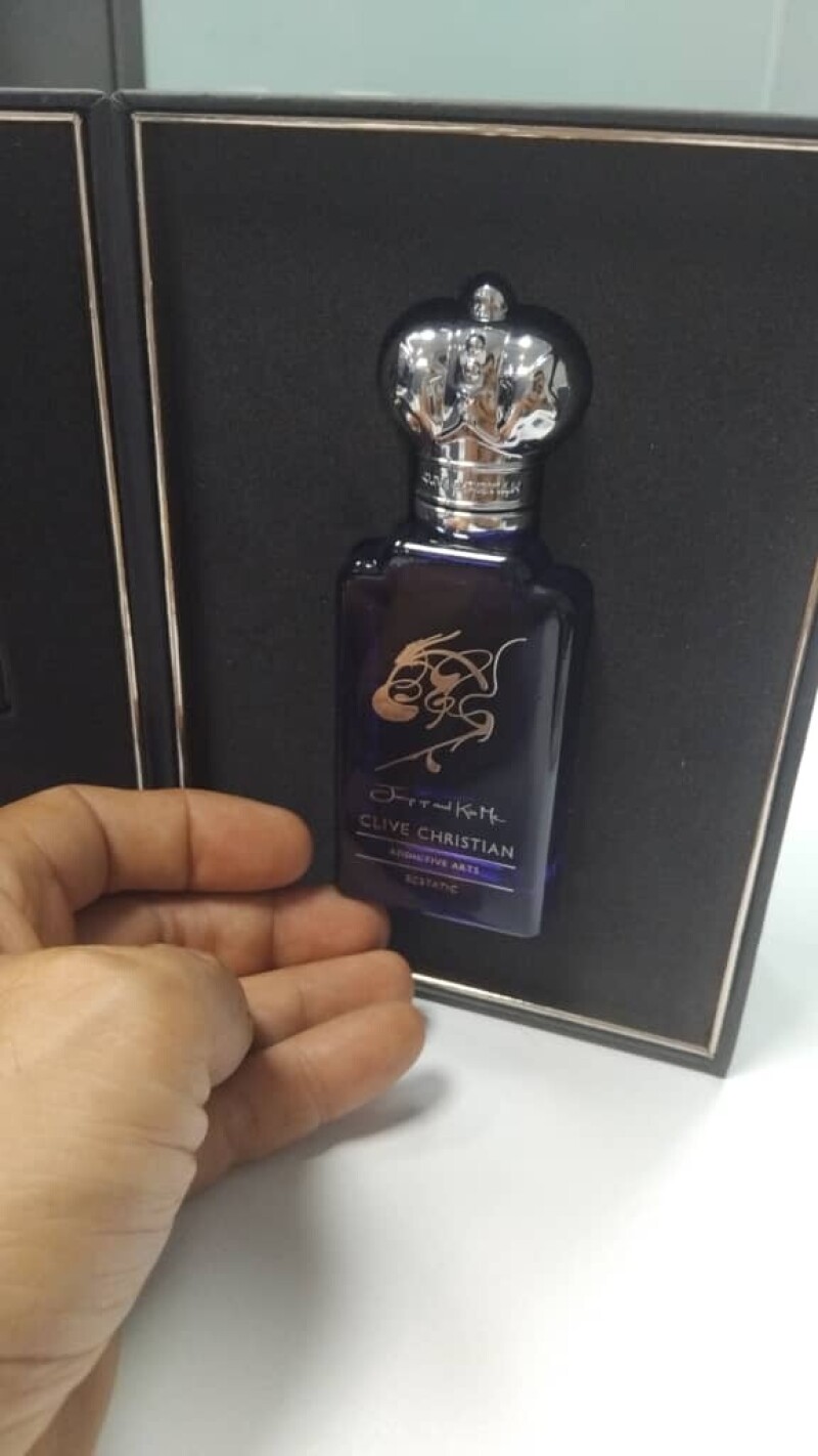 JUMP UP AND KISS ME ECSTATIC